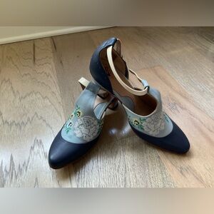John Fluevog Blue and Gray Embroidered Heels